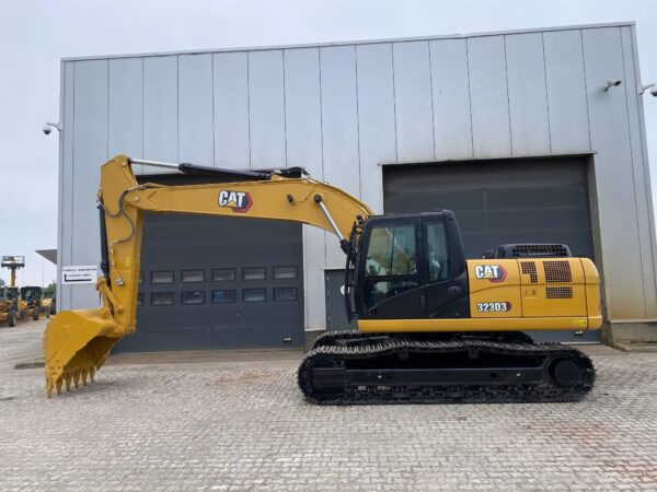 Buy Caterpillar 323D3 Excavator | New and unused - Image 3