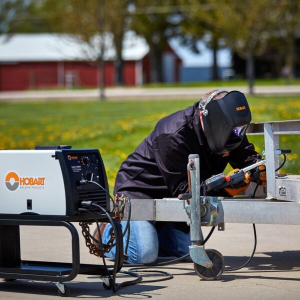 Hobart Handler 210MVP MIG Welder - Image 8