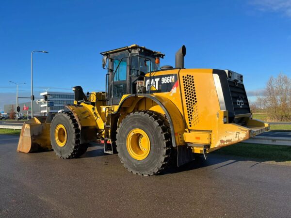 Caterpillar 966M Loader for sale | 3th function High lift wheel Loader - Image 3
