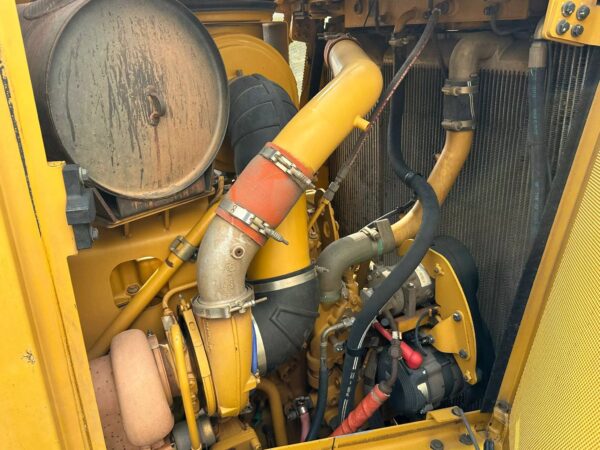 Caterpillar D8R dozer for sale - Image 5