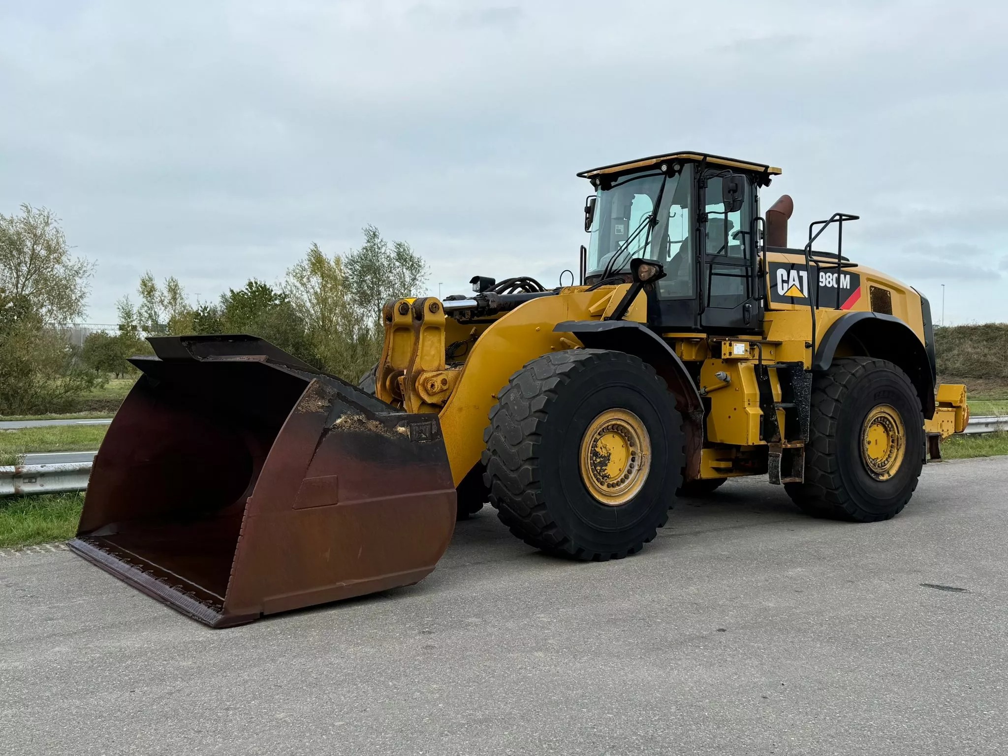 Caterpillar 980M Loader For Sale
