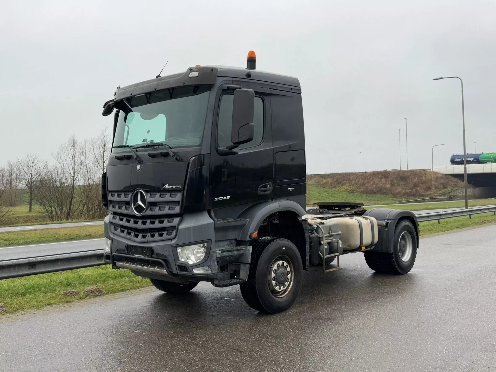 Mercedes Benz Arocs 2043 Tractor