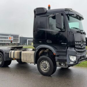 Mercedes Benz Arocs 2043 Tractor 4×4 Head Tractor Unit