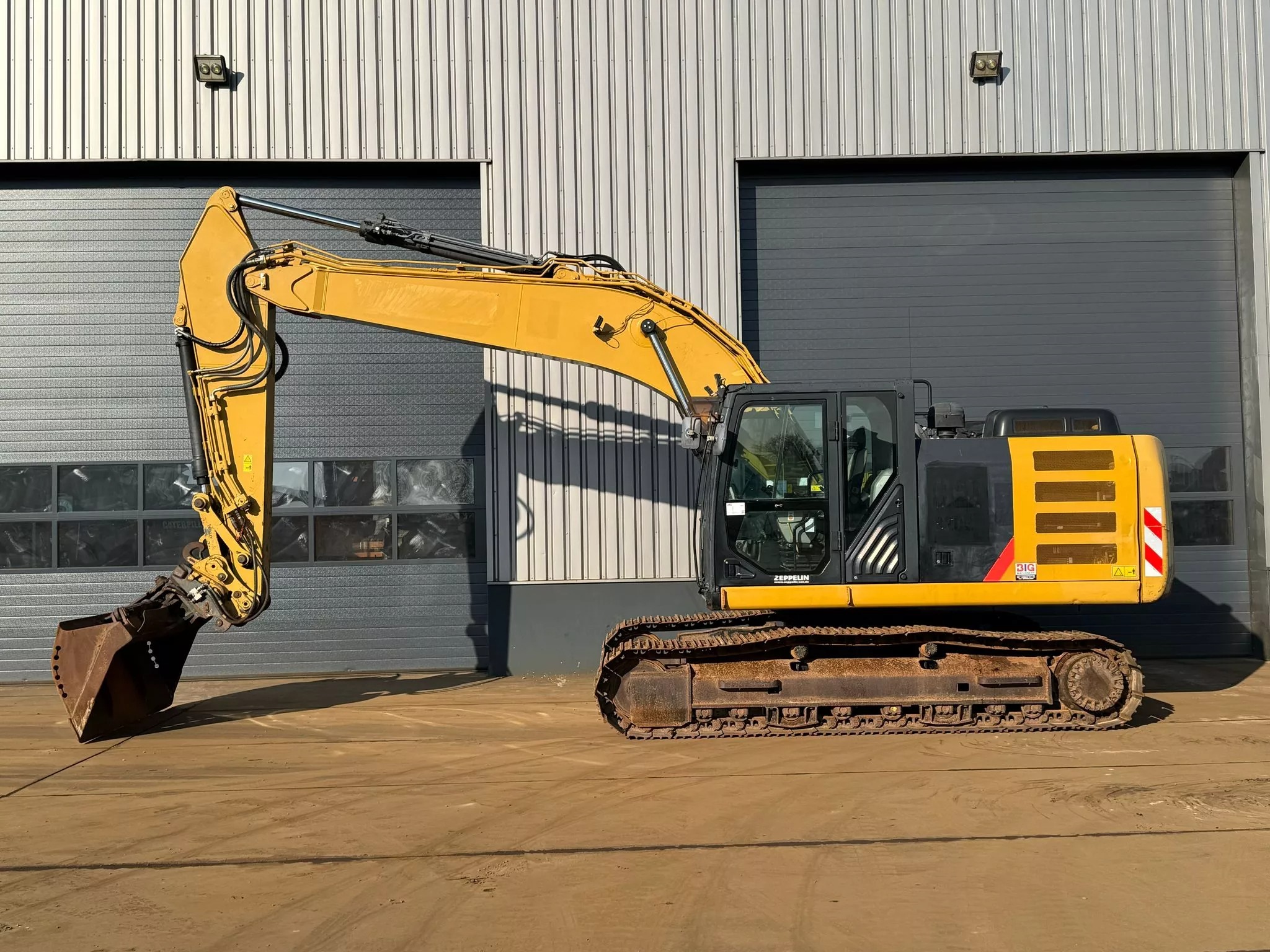 Buy Caterpillar 320EL Excavator