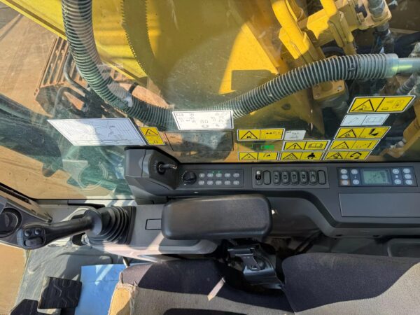 Buy Caterpillar 320EL Excavator - Image 6
