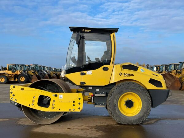 Buy Bomag BW177D-5 Roller | Airconditioning EPA /EU Stage V - Image 2