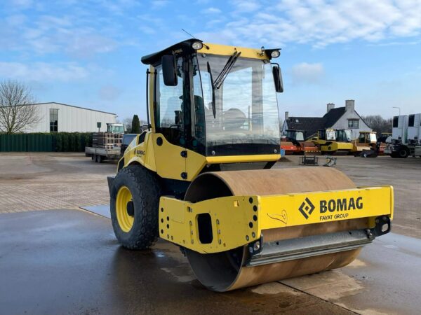 Buy Bomag BW177D-5 Roller | Airconditioning EPA /EU Stage V - Image 3