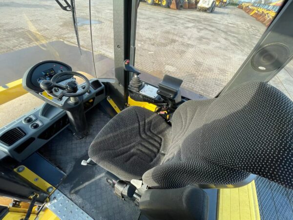 Buy Bomag BW177D-5 Roller | Airconditioning EPA /EU Stage V - Image 10