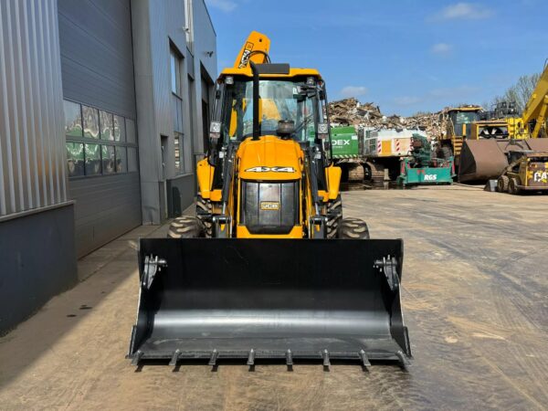 JCB 3DX (3CX) Plus 4×4 4-1 Bucket, Hammerlines Backhoe - Image 6