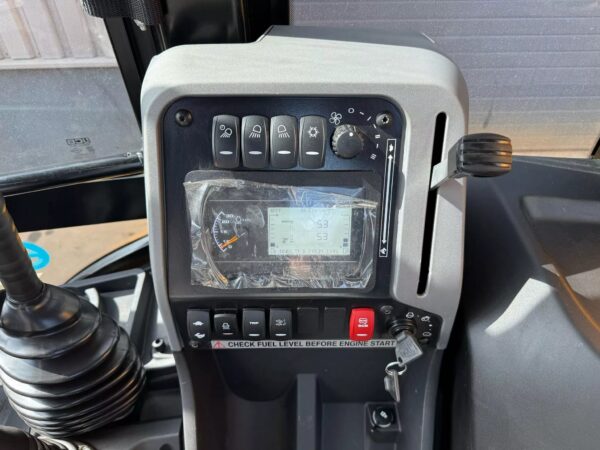 JCB 3DX (3CX) Plus 4×4 4-1 Bucket, Hammerlines Backhoe - Image 11