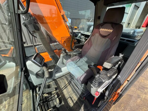 Buy Doosan DX140LC-5 Excavator – CE / Verachtert CW30 – GP edge bucket - Image 6