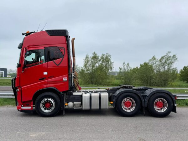 Volvo FH16 650 6×4 Tractor Unit - Image 2