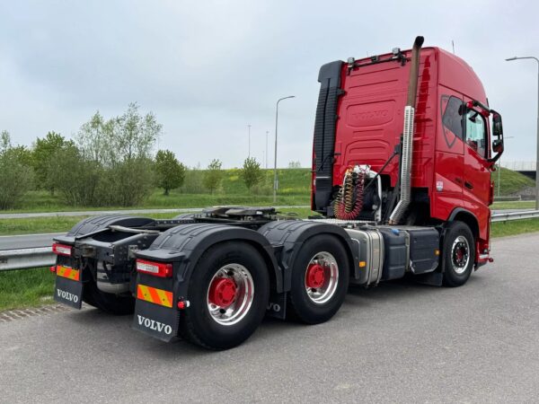 Volvo FH16 650 6×4 Tractor Unit - Image 6