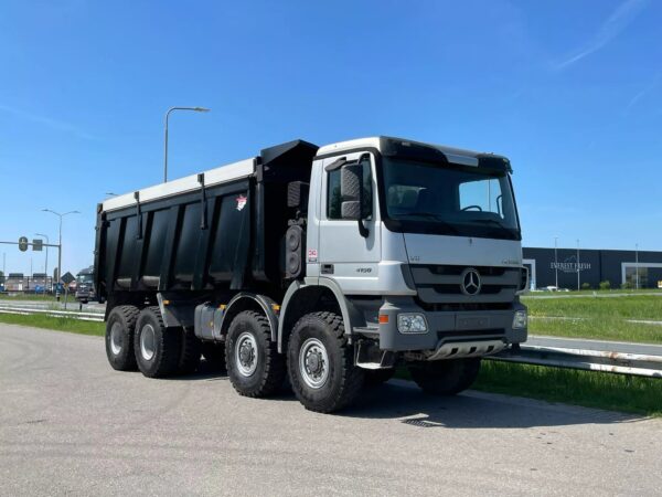 Buy Mercedes Benz Actros 4150 V8 / manual / 3 pedals Tipper - Image 20
