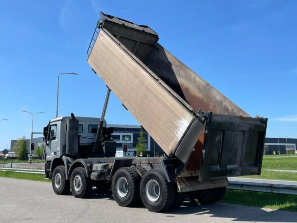 Buy Mercedes Benz Actros 4150 V8 / manual / 3 pedals Tipper - Image 2