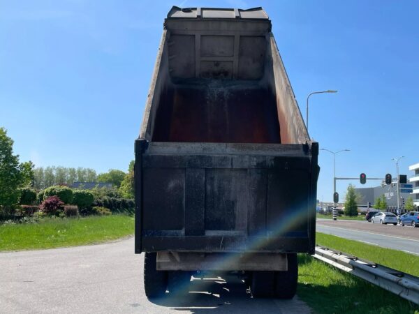 Buy Mercedes Benz Actros 4150 V8 / manual / 3 pedals Tipper - Image 6