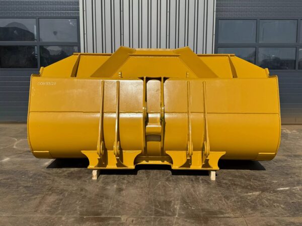 Buy CAT 950 Loader Bucket , 3.4m3,115in Attachment - Image 6