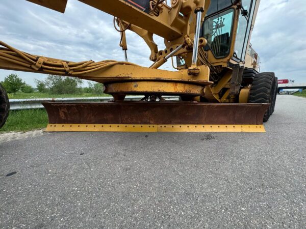 Caterpillar 140H Grader For Sale - Image 5