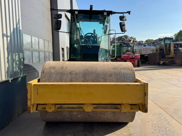 Buy Caterpillar CS64B Roller - Image 6