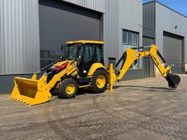 Caterpillar 424 4×4 Backhoe Loader Backhoe - Image 4