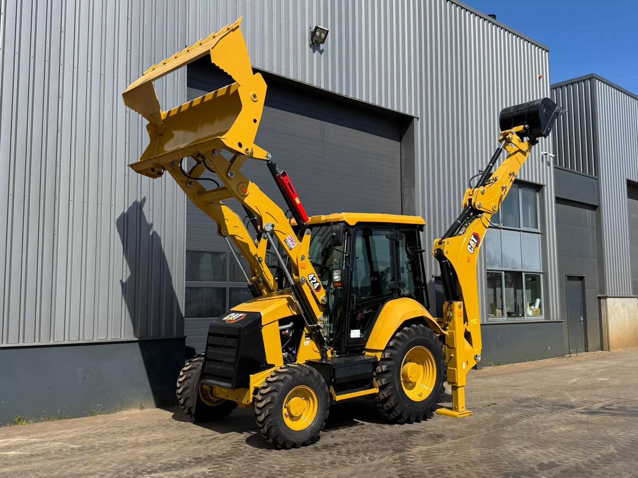 Caterpillar 424 4×4 Backhoe Load
