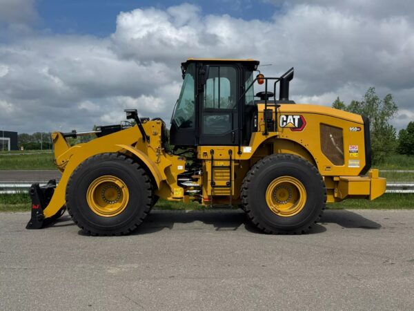 Caterpillar 950GC Wheel Loader – New / CE - Image 4