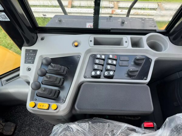 Caterpillar 950GC Wheel Loader – New / CE - Image 14