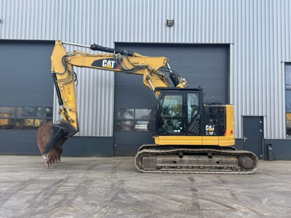 Caterpillar 325F LCR Excavator | 3 buckets - Image 6