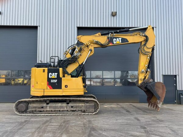 Caterpillar 325F LCR Excavator | 3 buckets - Image 14