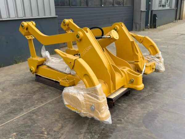 Caterpillar D6 New Gen Ripper with 1 Cylinder Attachment - Image 2