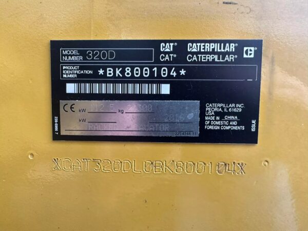 Buy Caterpillar 320D2 excavator | New and unused | 2016 - Image 9