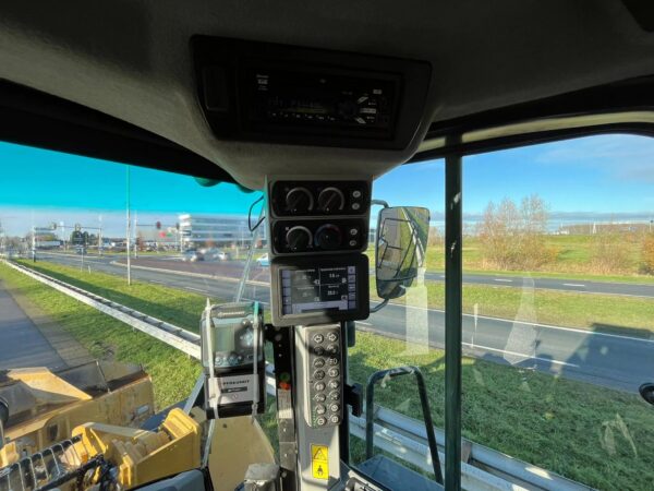 Caterpillar 966M Loader for sale | 3th function High lift wheel Loader - Image 12