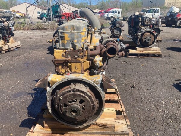 2000 Caterpillar C12 410hp Diesel Engine w/Jakes - Image 4