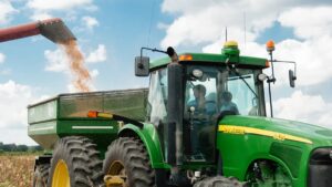 Read more about the article Guide to Choosing Modern Agricultural Equipment
