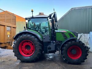 FENDT 724 Vario Profi Plus 4wd