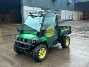 JOHN DEERE GATOR 855D UTV