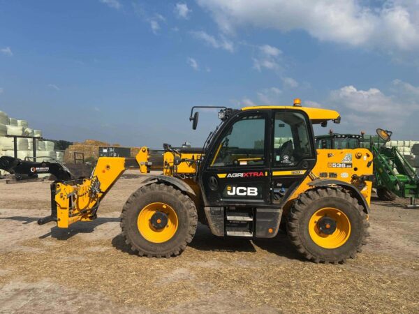 2021 JCB 536-95 Agri-Xtra Telehandler - Image 2