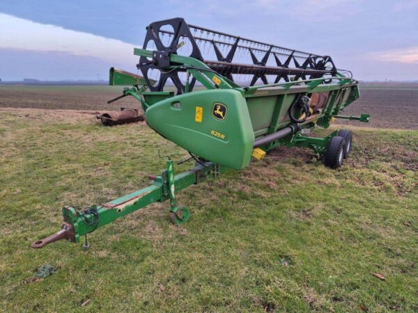 JOHN DEERE C670i Combine Harvester, Year 2010, 2816 Engine Hours - Image 8