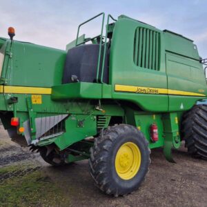 JOHN DEERE C670i Combine Harvester, Year 2010, 2816 Engine Hours