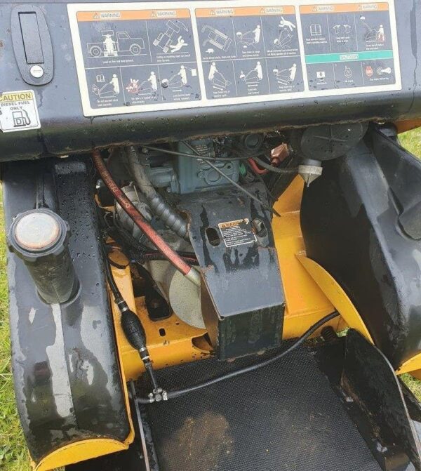 BOXER 532DX Mini Stand-on Skidsteer loader - Year 2008, - Image 6