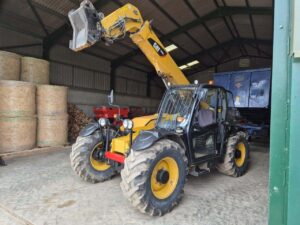 CATERPILLAR TH407 Ag Telehandler