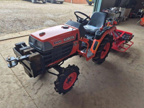 2006 KUBOTA B1610 Compact Tracto