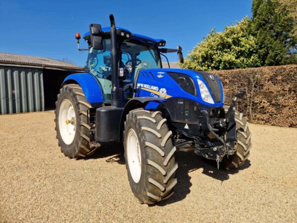 NEW HOLLAND T7.225 4wd Tractor