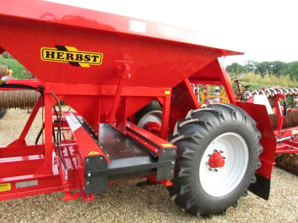 HERBST Gravel / Stone Discharge Trailer, 8 Tonne Hydraulic Drive - Image 8