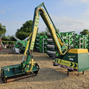 SPEARHEAD 605 Excel Hedgecutter