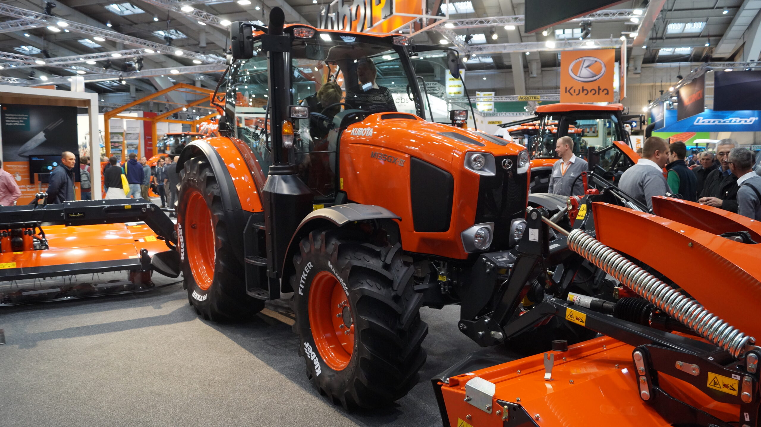 Kubota Tractors for Sale in Thailand - Reliable Farm Machinery - Image 4